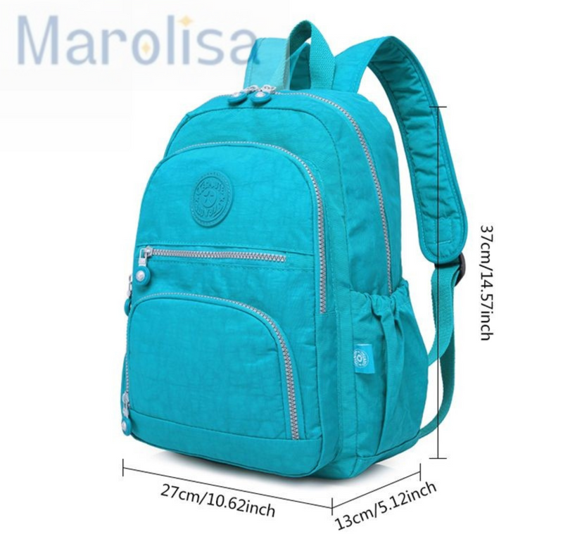 Mochilas Escolares!" Com uma variedade de cores e padrões, nossas mochilas escolares permitem que os alunos expressem sua individualidade com confiança.