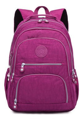 Mochilas Escolares!" Com uma variedade de cores e padrões, nossas mochilas escolares permitem que os alunos expressem sua individualidade com confiança.