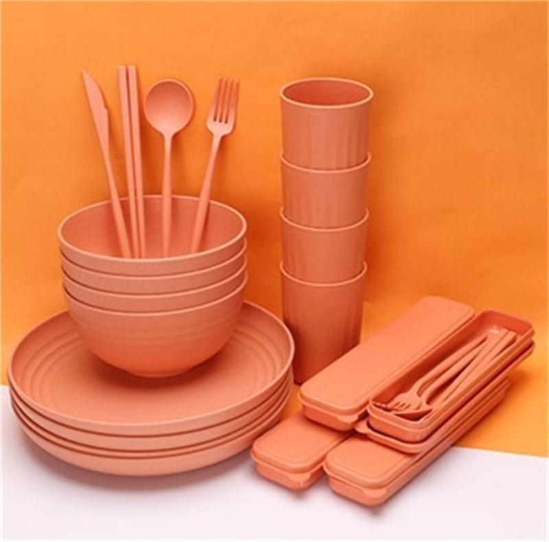 CONJUNTO de utensílios de mesa RAVY. Praticidade no seu lar.