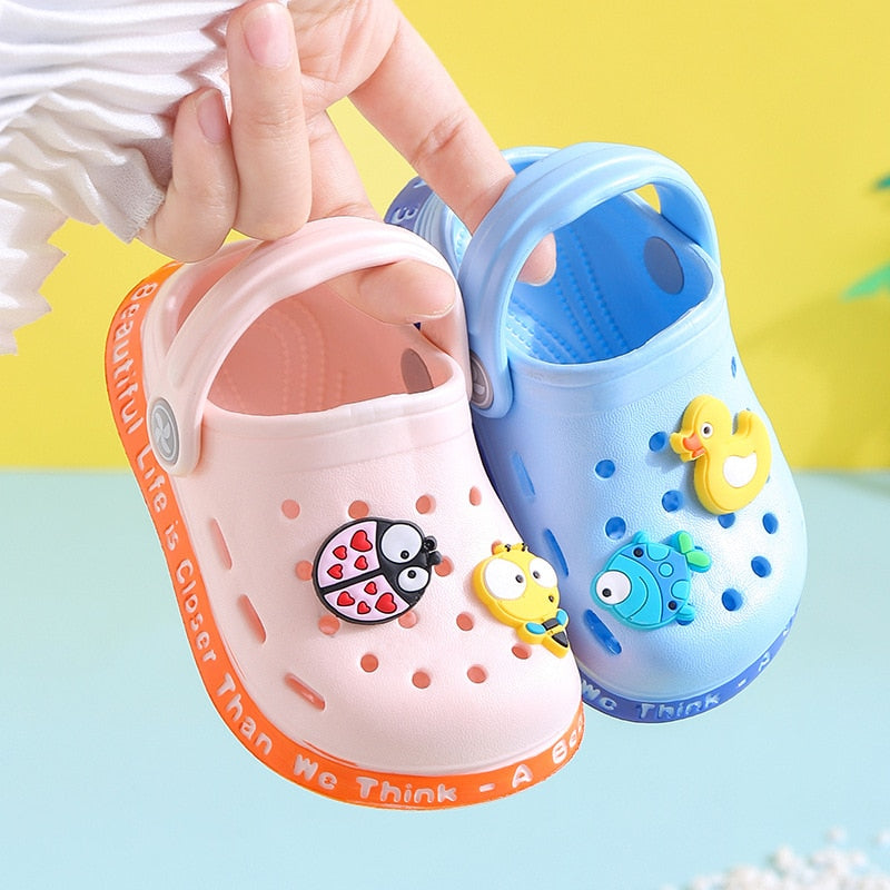 Chinelo Infantil Flexível EVA Antiderrapante Animais MEGA PROMOÇÃO PAGUE 1 LEVE 2.se quiser colocar cores diferentes em um pedido e numeração diferente me chame pelo-whats:(62)992661137