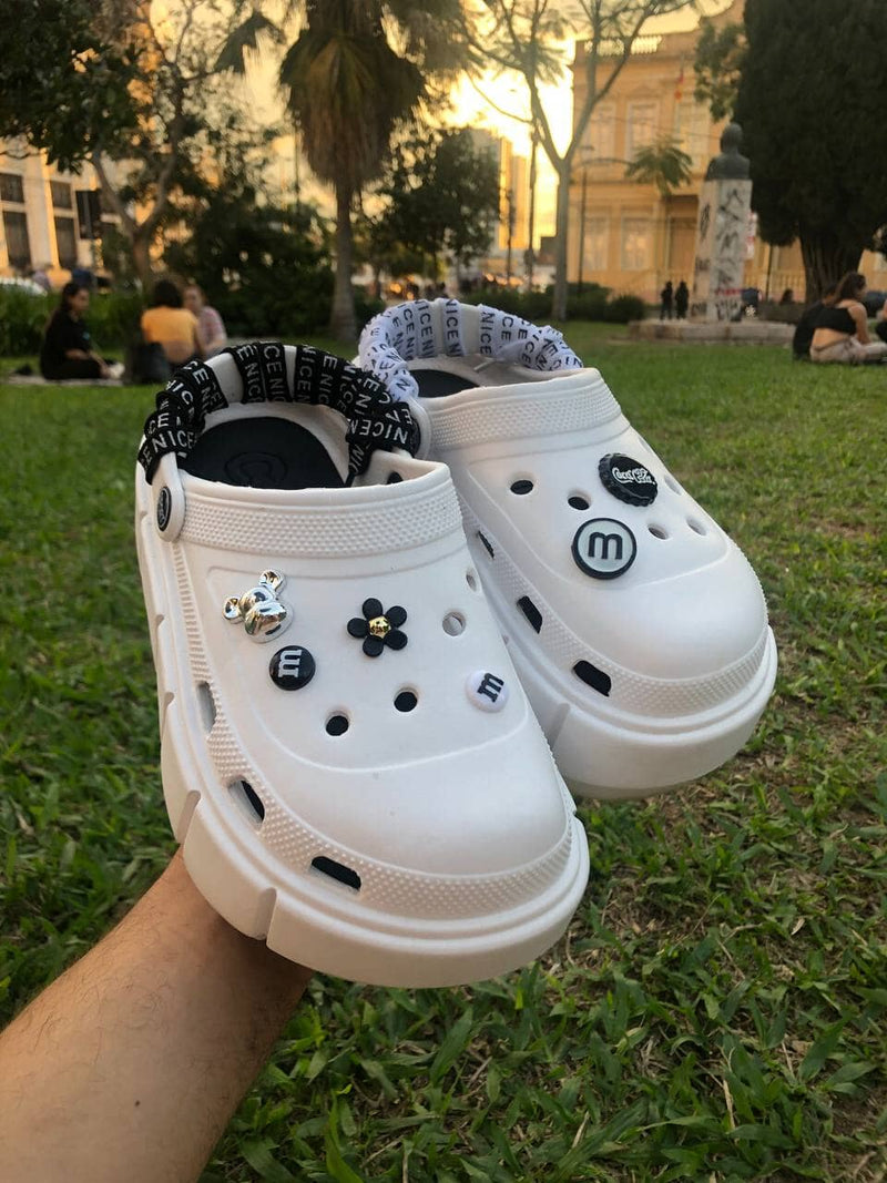 Chinelo Confort Cloud Super Macios com Acessórios Kawai  .MUITO¨ FOFO¨